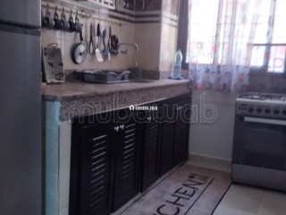 Appartement à vendre à Route de Safi. 5 grandes pièces. Salon traditionnel et système d'antenne parabolique - Appartement à vendre - Marrakech