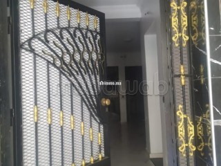 Superbe appartement à vendre à Larache. 6 pièces. Terrasse et ascenseur - Appartement à vendre - Larache