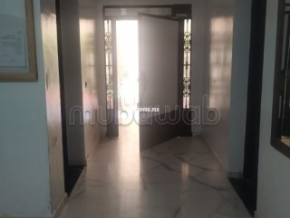 Superbe appartement à vendre à Larache. 6 pièces. Terrasse et ascenseur - Appartement à vendre - Larache