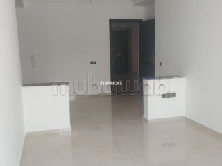 Superbe appartement à vendre à Larache. 6 pièces. Terrasse et ascenseur - Appartement à vendre - Larache