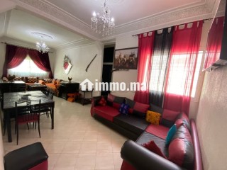 Location d'un appartement à Route se Sefrou. Surface de 90 m². Salon Marocain, sécurité - Appartement à vendre - Fes