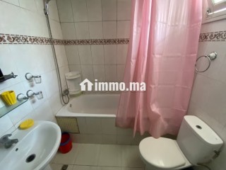 Location d'un appartement à Route se Sefrou. Surface de 90 m². Salon Marocain, sécurité - Appartement à vendre - Fes