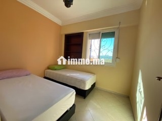 Location saisonnière à Saada. 4 pièces. Système de parabole et salon marocain - Appartement à vendre - Fes
