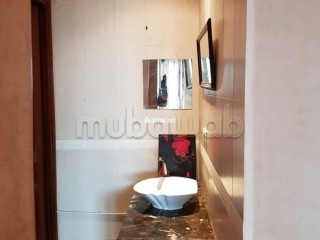 Location saisonnière à Saada. 4 pièces. Système de parabole et salon marocain - Appartement à vendre - Fes