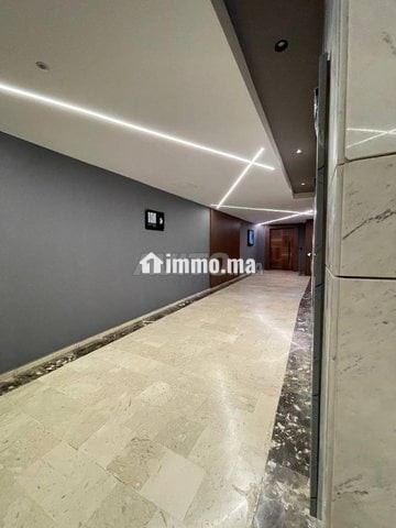Bureau Moderne de 209m² à Louer Casablanca - Location Immobilier - Casablanca - photo 4