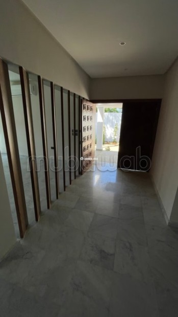 Beaux bureaux à louer à Souissi. 5 chambres agréables. Double vitrage et porte blindée - Location Immobilier - Rabat - photo 3