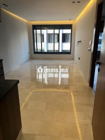 Studio vide neuf sur bvd taddart - Location Immobilier - Casablanca - photo 4