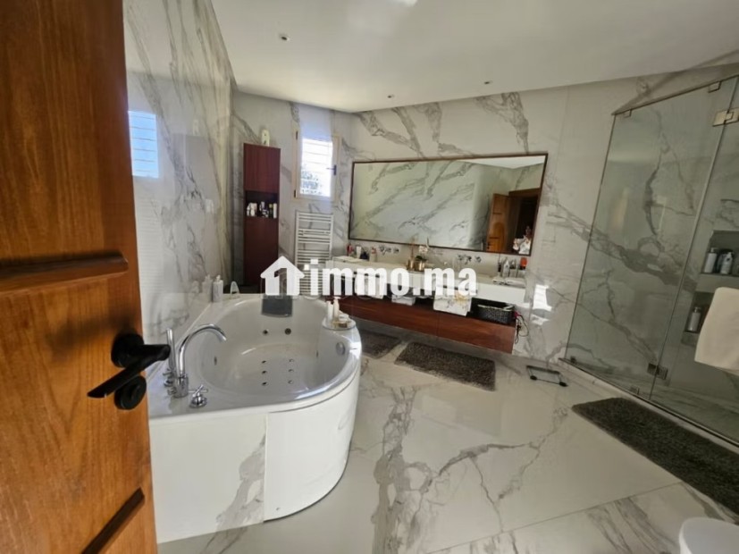 Villa isol&e en plein coeur de Californie - Vente Immobilier - Casablanca - photo 5