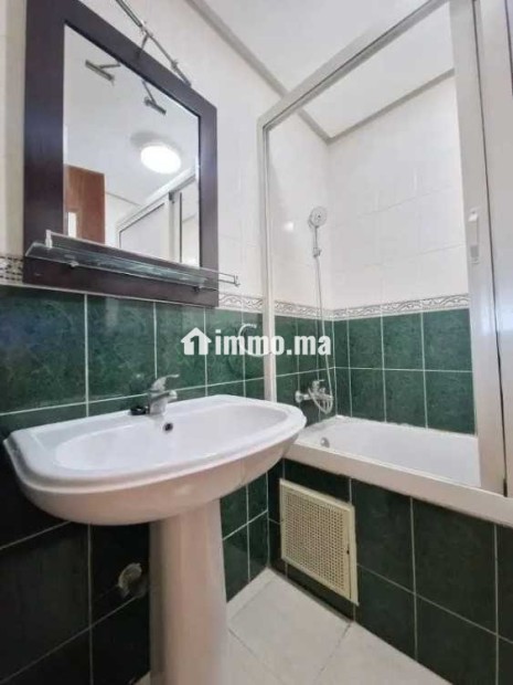 Appartement2 chambres salon vide bourgogne - Location Immobilier - Casablanca - photo 5