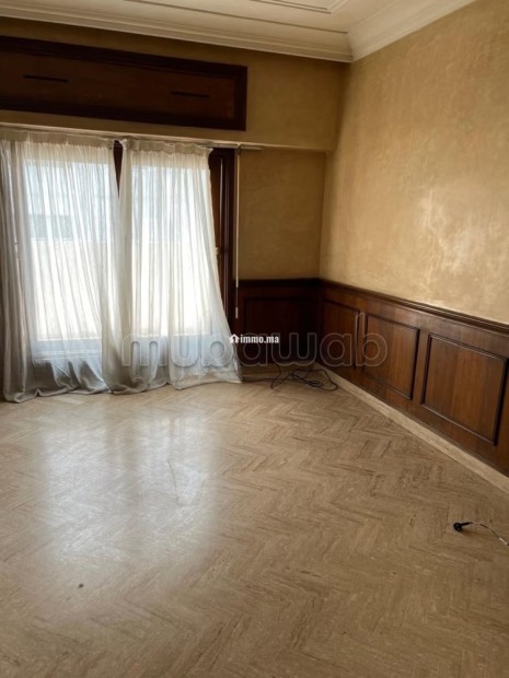 Bel studio vide en location a triangle d’or - Location Immobilier - Casablanca - photo 1
