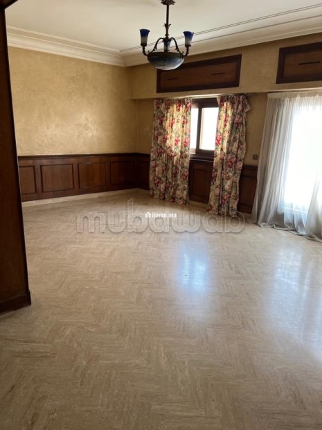 Bel studio vide en location a triangle d’or - Location Immobilier - Casablanca - photo 2