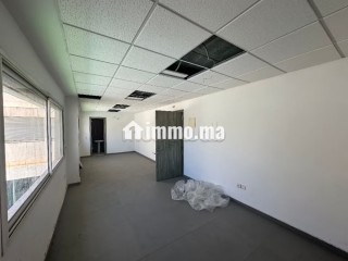 Beaux bureaux en open space. Surface a partir de 37 m². Immeuble professionnel - Bureau à louer - Casablanca