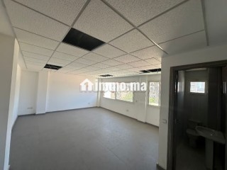 Beaux bureaux en open space. Surface a partir de 37 m². Immeuble professionnel - Bureau à louer - Casablanca