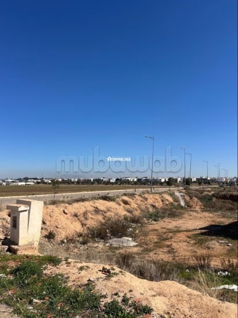 Terrain villa d'angle à Route ain Chkaf.
Superficie 329 m² - Vente Immobilier - Fes - photo 4