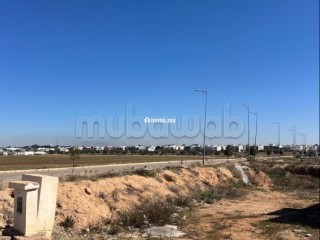 Terrain villa d'angle à Route ain Chkaf.
Superficie 329 m² - Villa à vendre - Fes