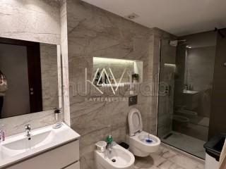 Bel appartement en location à Sania. Surface de 120 m². Bien meublé - Appartement à louer - Tanger