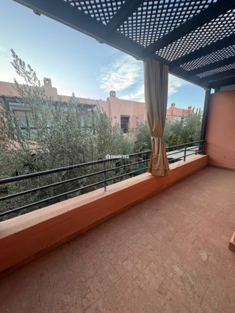 Superbe appartement à louer à Route de l'Ourika.
Surface de 227 m².
Piscine, climatisation - Location Immobilier - Marrakech - photo 5