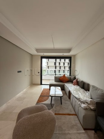 studio-meuble-de-luxe-a-vendre-a-cfc-big-1