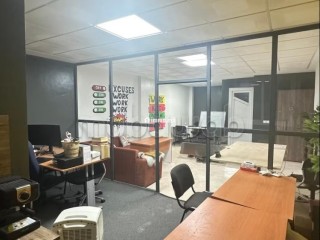 Bureau 46 mètres aménagé à louer - Bureau à louer - Agadir