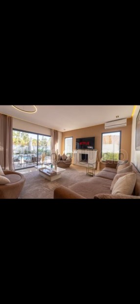 Villa d’exception en location / vente avec piscine et salle de cinéma - Location Immobilier - Marrakech - photo 3