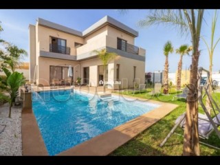 Villa d’exception en location / vente avec piscine et salle de cinéma - Villa à louer - Marrakech