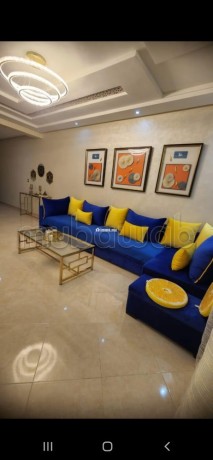 location-dun-appartement-a-malabata-surface-totale-130-m2-avec-ascenseur-et-terrasse-big-1