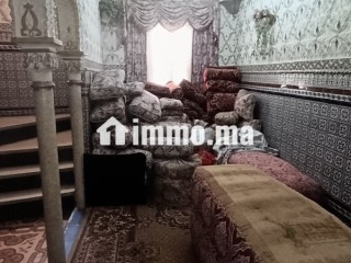 Très beau riad à vendre à Médina. 2 pièces. Salon Marocain et antenne parabolique - Villa à vendre - Tanger