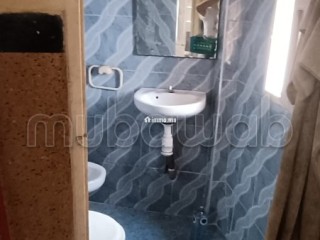 Très beau riad à vendre à Médina. 2 pièces. Salon Marocain et antenne parabolique - Villa à vendre - Tanger