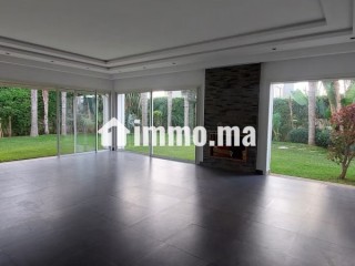 Superbe villa au souissi - Villa à louer - Rabat