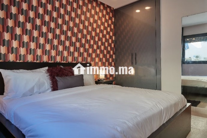 appartement-colore-de-1-chambre-et-salon-parking-big-14