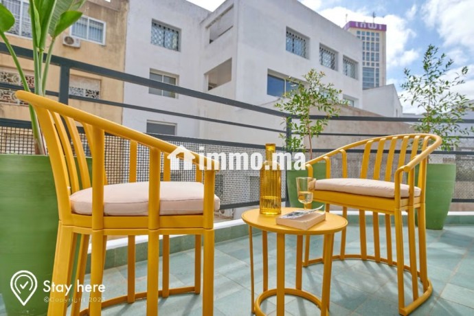 duplex-en-plein-centre-ville-avec-terrasse-big-1