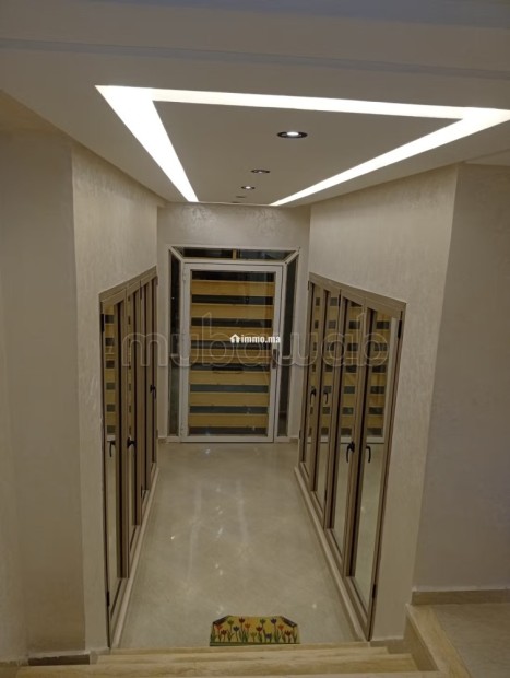 Vend appartement à Al bassatine. 3 chambres agréables. Parking et ascenseur - Vente Immobilier - Meknes - photo 4