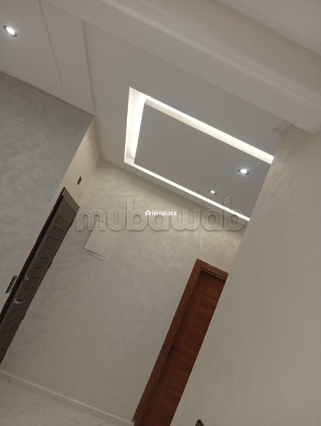 Vend appartement à Al bassatine. 3 chambres agréables. Parking et ascenseur - Vente Immobilier - Meknes - photo 8