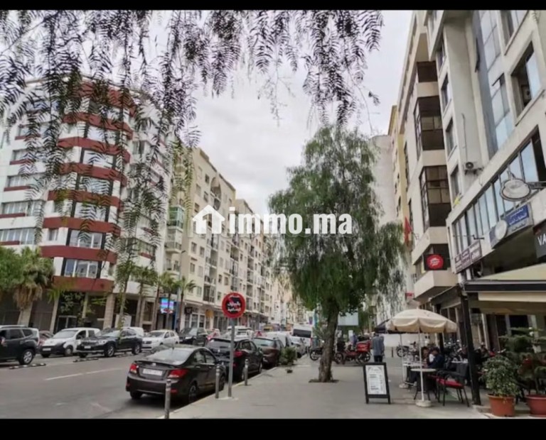 Super appartement 2 Chambres 2 Salons TB Situé - Vente Immobilier - Casablanca - photo 1