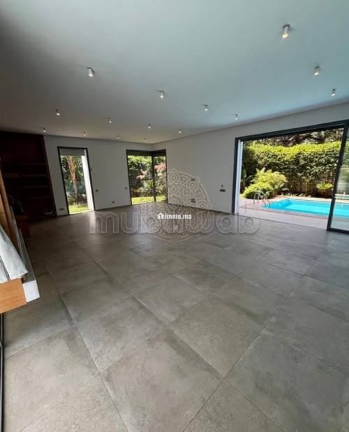 Location villa de luxe à Californie.
Superficie 550 m².
Jardin et terrasse - Location Immobilier - Casablanca - photo 1