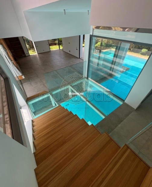 Location villa de luxe à Californie.
Superficie 550 m².
Jardin et terrasse - Location Immobilier - Casablanca - photo 5
