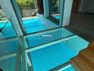 Location villa de luxe à Californie.
Superficie 550 m².
Jardin et terrasse - Villa à louer - Casablanca