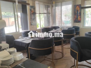 Villa commercial à Oasis. Superficie 700 m² - Villa à louer - Casablanca