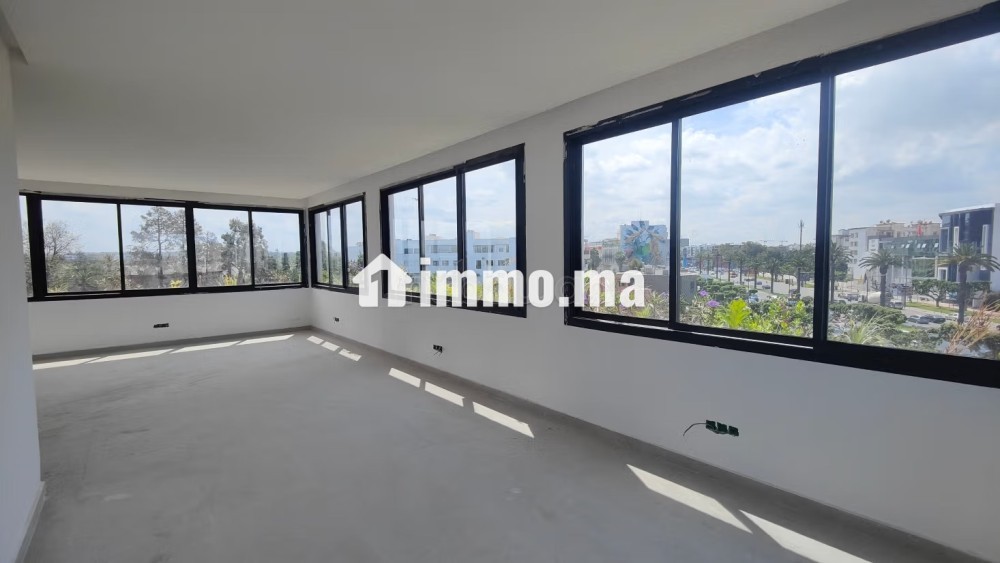 Bureaux en location à Oasis. Surface totale 64 m² - Location Immobilier - Casablanca - photo 1