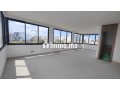 Bureaux en location à Oasis. Surface totale 64 m² - miniature 2