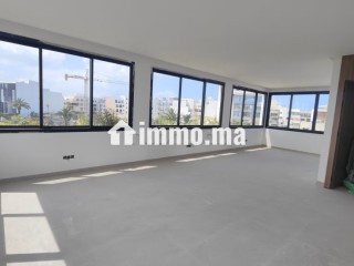 Bureaux en location à Oasis. Surface totale 64 m² - Bureau à louer - Casablanca