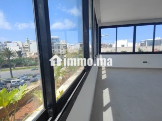 Bureaux en location à Oasis. Surface totale 64 m² - Bureau à louer - Casablanca
