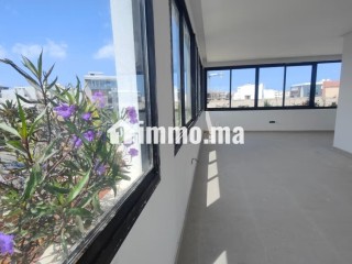Bureaux en location à Oasis. Surface totale 64 m² - Bureau à louer - Casablanca