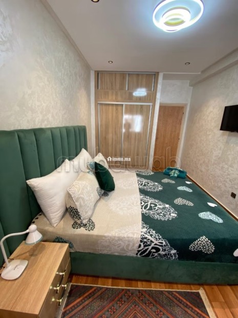 Location saisonnière en Centre. 2 grandes pièces. Système de parabole et salon marocain - Vente Immobilier - Kenitra - photo 1
