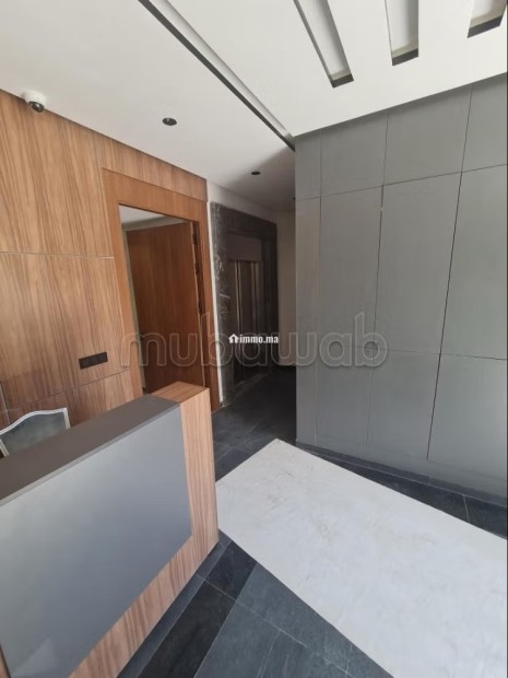 5 cabinets medicaux en location à Victoria. Surface totale 73 m². Prestation de conciergerie, air conditionné - Location Immobilier - Bouskoura - photo 1