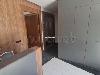 5 cabinets medicaux en location à Victoria. Surface totale 73 m². Prestation de conciergerie, air conditionné - Appartement à louer - Bouskoura
