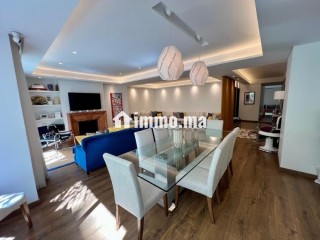 Appartement 208 m² entièrement refait - Appartement à vendre - Casablanca
