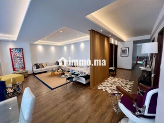 Appartement 208 m² entièrement refait - Appartement à vendre - Casablanca