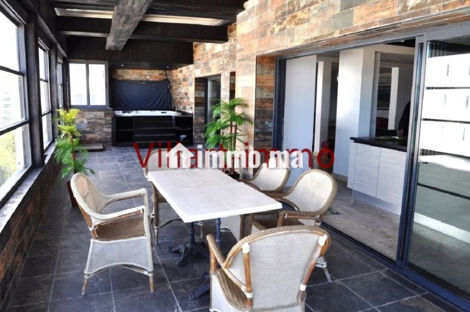 Appartement luxueux avec vue sur mer, plein centre - Vente Immobilier - Tanger - photo 1