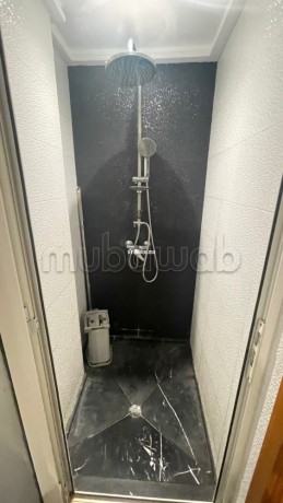 chambre-a-louer-en-hassan-centre-ville-1-piece-bien-meuble-big-9
